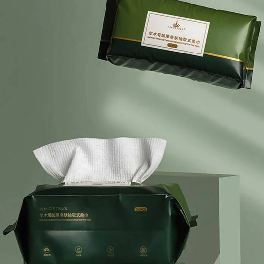AMORTALS -- Soft Cleansing Towel Wipes 70pcs