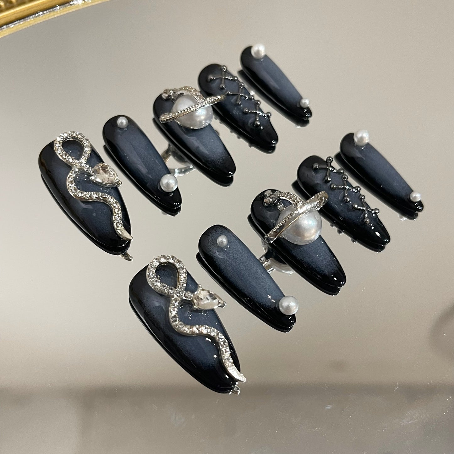 MoonMoon Press-On Nail 017