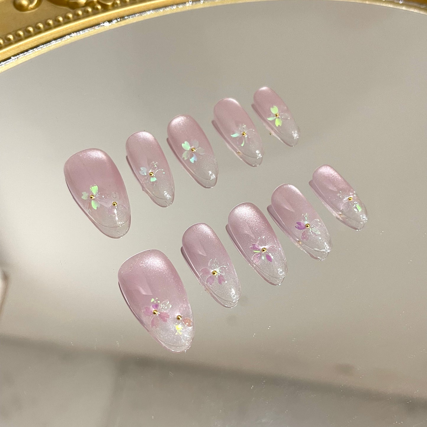 MoonMoon Press-On Nail 013